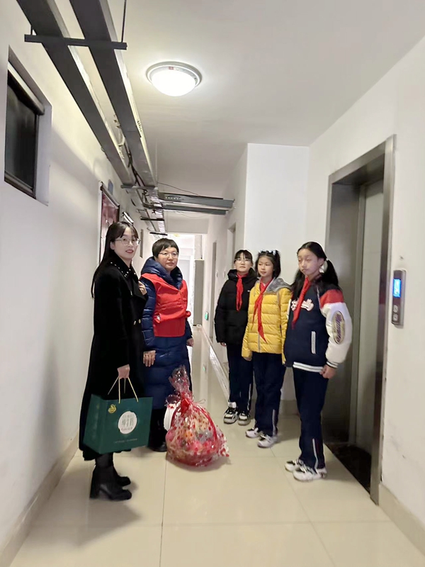 1709721858452544.jpg 【工會新聞】“愛自心中生,心以愛做魂”孤寡老人探訪活動